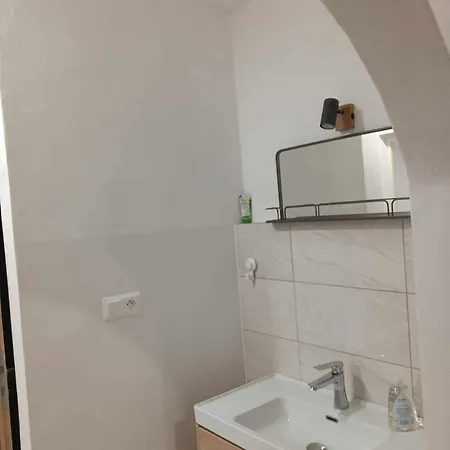 Apartman Meteorit 1 *